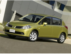 Tiida C11 (2004–2011)