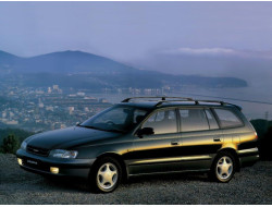 Caldina T190 (1992–1997)