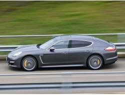 Panamera 970 (2009–2018)