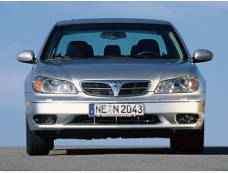 Maxima A33 (2000–2005)