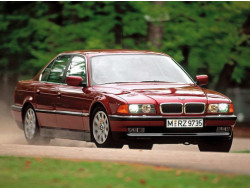 7–series E38 (1994–1998)