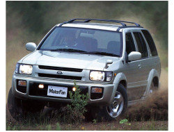 Terrano Regulus R50 (1997–2003)