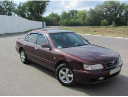 Maxima A32 (1995–2000)