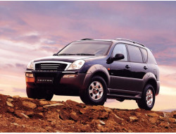 Rexton Y200 (2001–2006)
