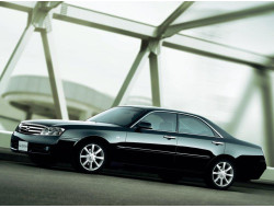 Gloria Y34 (1999–2004)