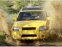 Frontier D22 (2001–2005)