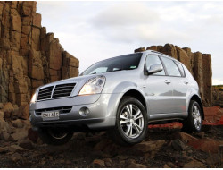 Rexton Y250 (2006–2012)