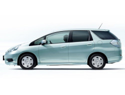 Fit Shuttle (2011–2015)
