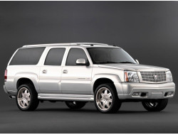 Escalade ESV I (2001–2006)