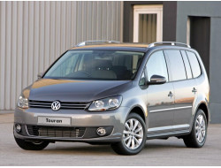 Touran II (2010–2015)