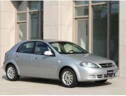 Lacetti (2002–2016)