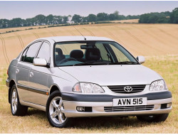 Avensis T220 (1997–2003)