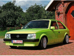 Kadett D (1979–1984)