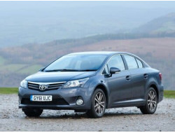 Avensis T270 (2011–2015)