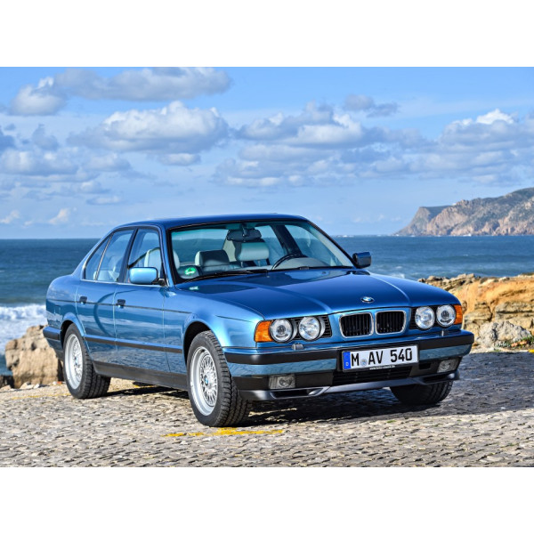 Внутренняя арка/подкрылок для BMW 5–series E34