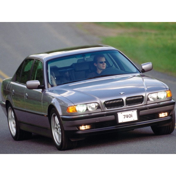 Внутрішня арка/підкрилок для BMW 7–series E38