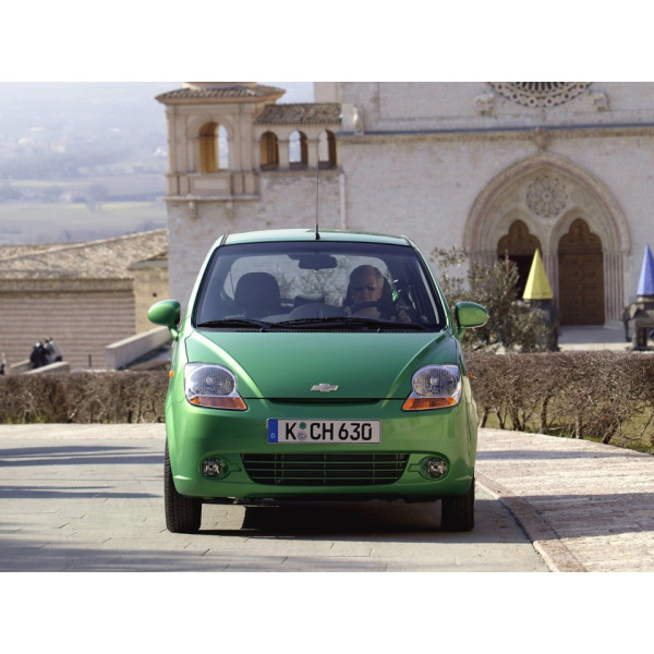 Внутренняя арка/подкрылок для Chevrolet Matiz M250 (2007–2010)
