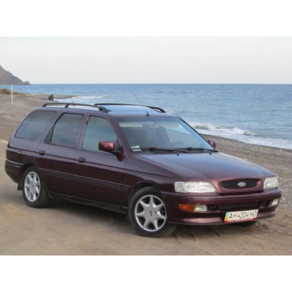Внутрішня арка/підкрилок для Ford Escort Mk5