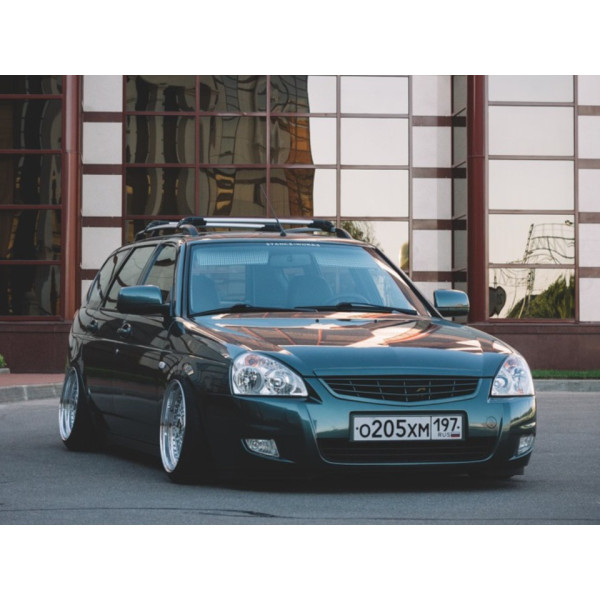 Внутренняя арка/подкрылок для Lada Priora (2007–2018)