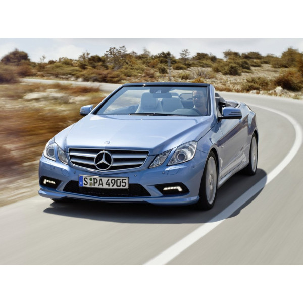 Внутрішня арка/підкрилок для Mercedes-Benz E–klasse C207/A207