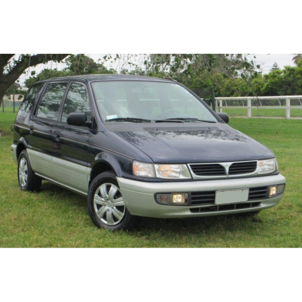 Внутрішня арка/підкрилок для Mitsubishi Chariot II