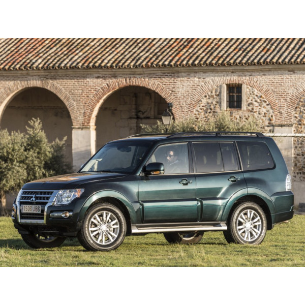 Внутрішня арка/підкрилок для Mitsubishi Montero IV
