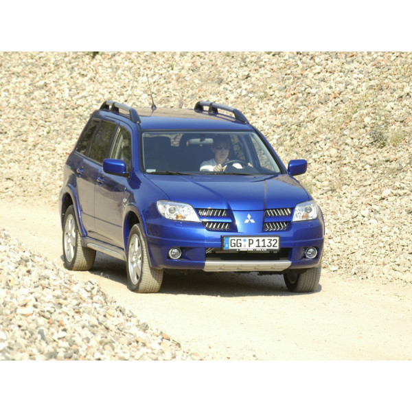 Внутрішня арка/підкрилок для Mitsubishi Outlander I (2001–2008)