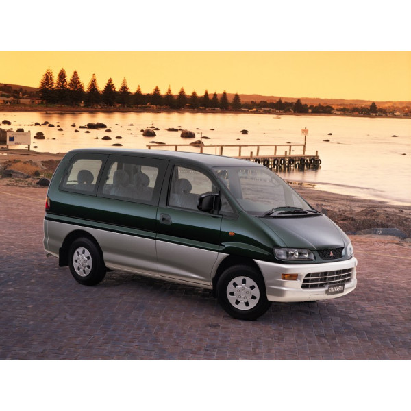 Внутрішня арка/підкрилок для Mitsubishi Starwagon