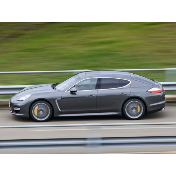 Внутрішня арка/підкрилок для Porsche Panamera 970